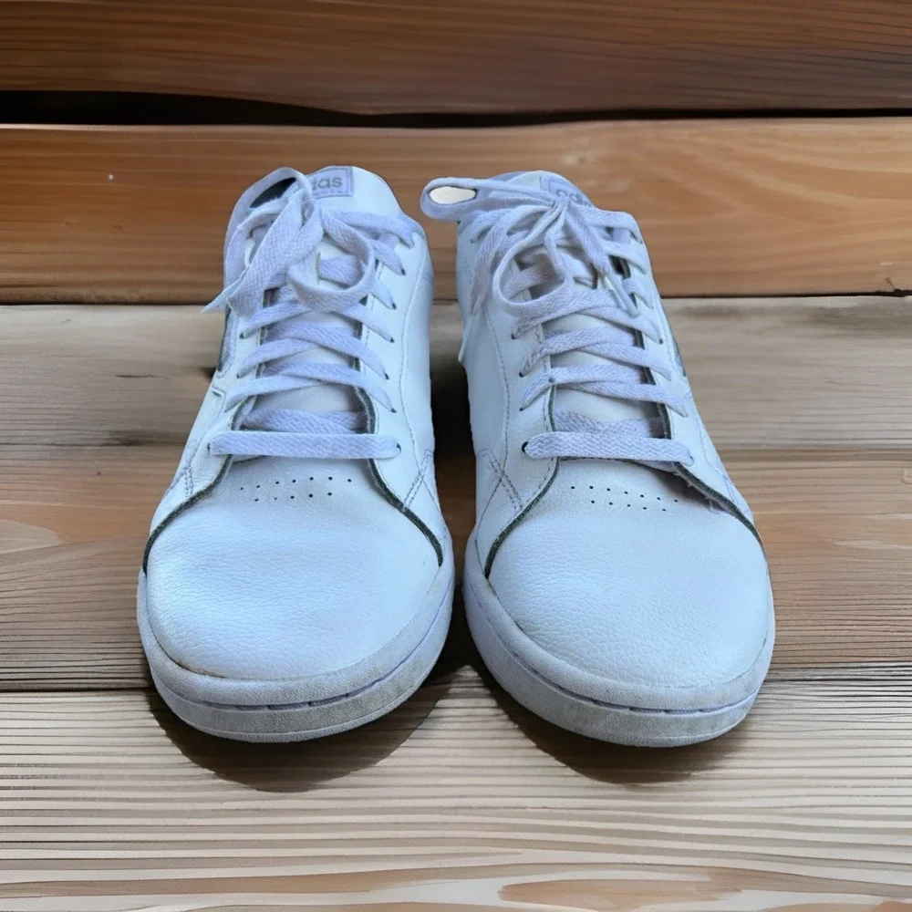 Adidas Advantage White Leather Sneakers Size 10.5 Comfort Casual Low Tennis